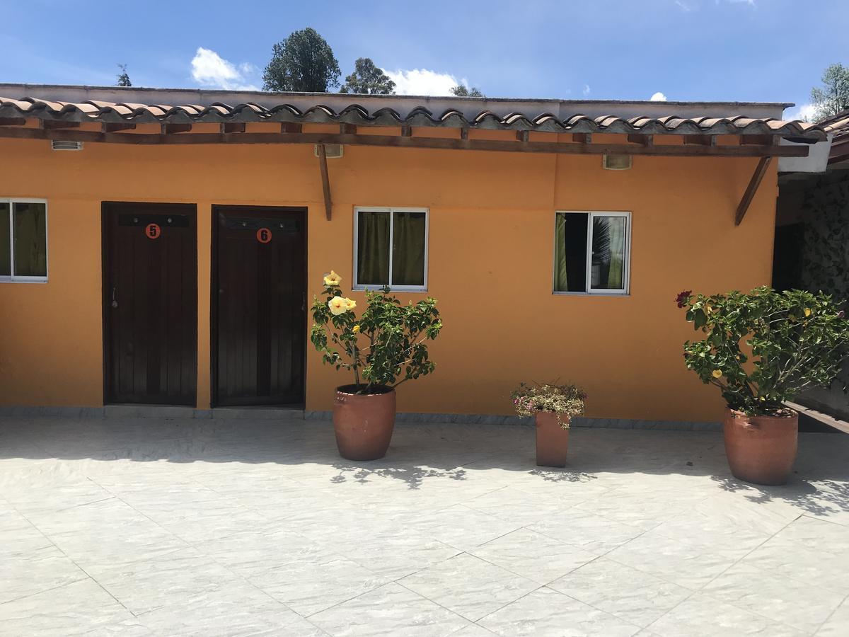 Hostal El Hangar Rionegro Eksteriør billede